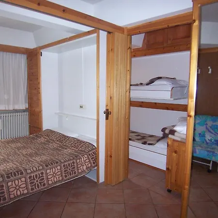 Residence Artuik Appartamenti Solandra Marilleva Kamer foto